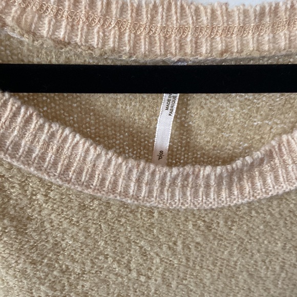 Free People Sweater - Picture 2 of 3
